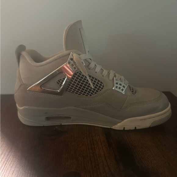 Frozen Moments Jordan 4s, Size 8 mens, 9 1/2 womens. - Picture 6 of 6